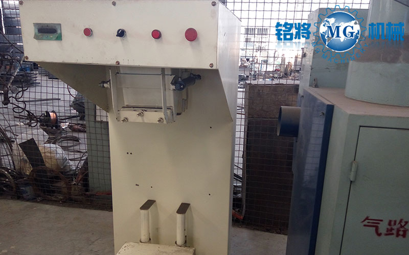 銘將機(jī)械分享噸袋包裝機(jī)的常見(jiàn)故障與解決方案 銘將機(jī)械分享噸袋包裝機(jī)的常見(jiàn)故障與解決方案