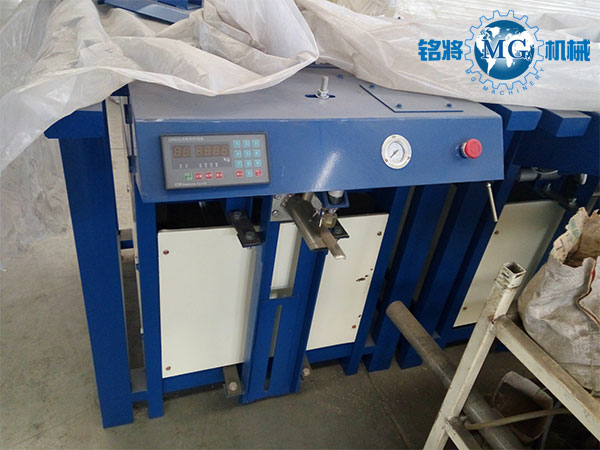 閥口袋包裝機(jī)為您解決物料包裝問題 閥口袋包裝機(jī)為您解決物料包裝問題