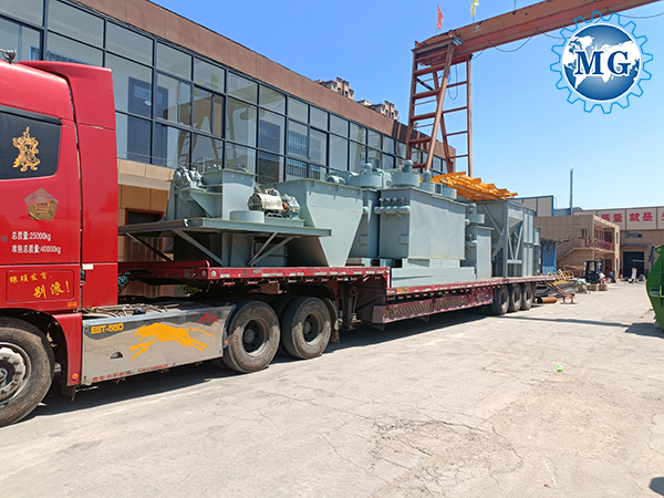 西安干粉砂漿設(shè)備裝車現(xiàn)場(chǎng)！