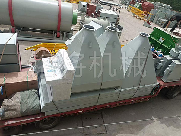 4方雙軸噸包包裝生產(chǎn)線發(fā)往山西晉中 4方雙軸噸包包裝生產(chǎn)線發(fā)往山西晉中